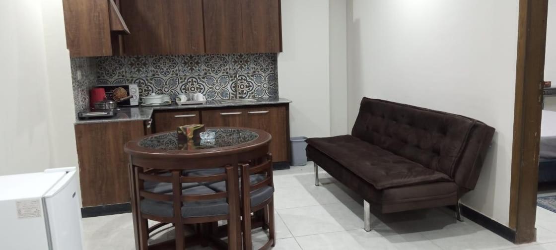 Northern Suites Bahria Town ราวัลปินดี ภายนอก รูปภาพ