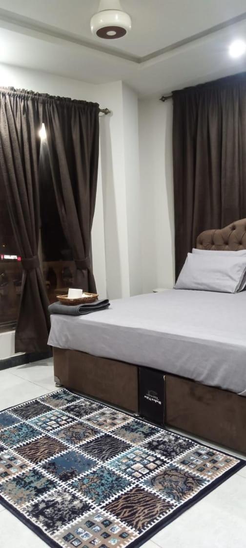 Northern Suites Bahria Town ราวัลปินดี ภายนอก รูปภาพ
