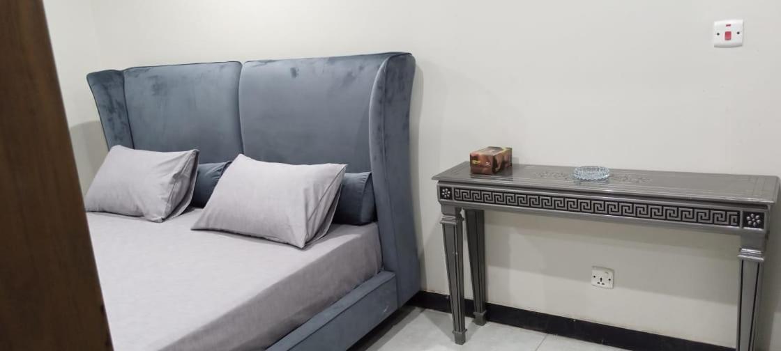 Northern Suites Bahria Town ราวัลปินดี ภายนอก รูปภาพ